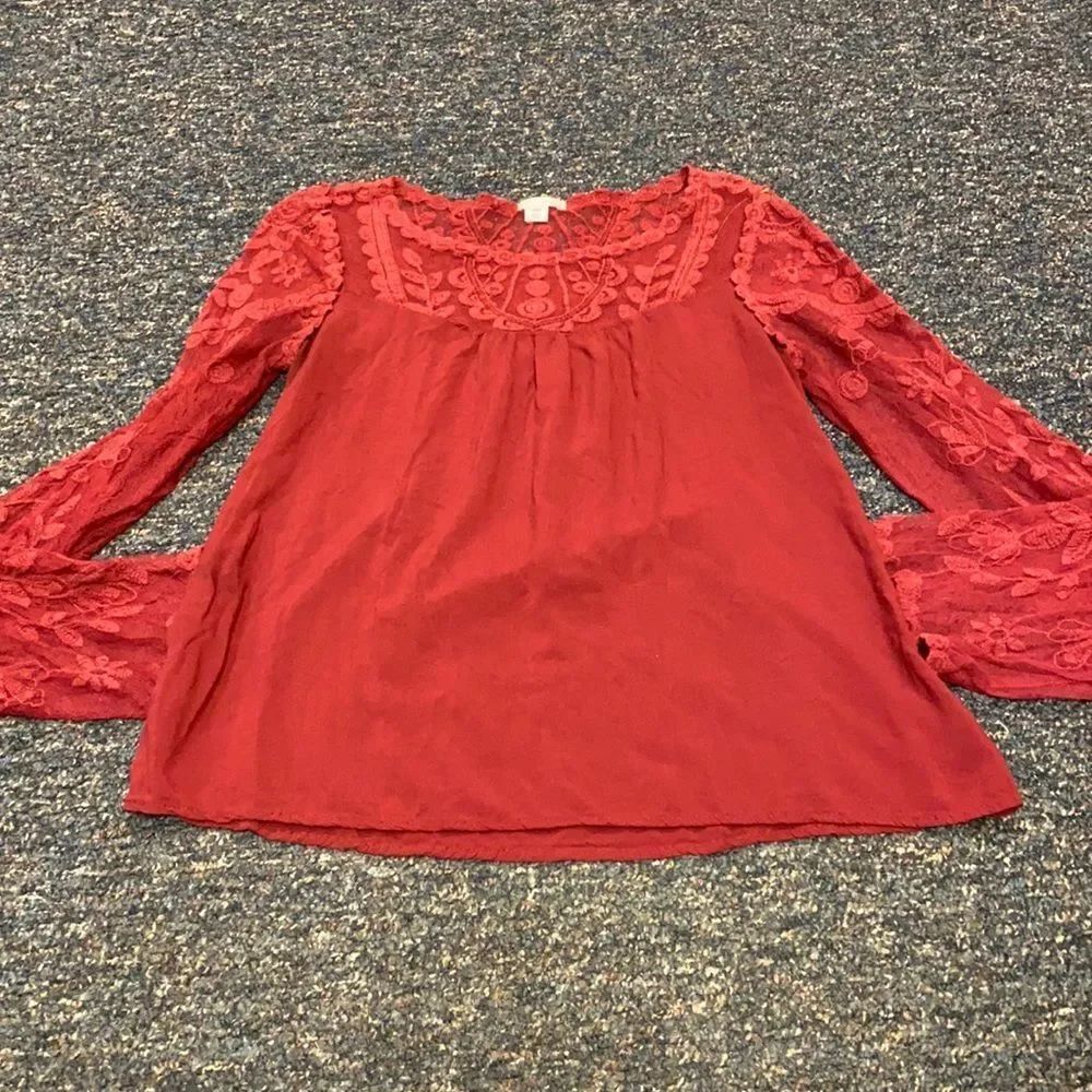 Xhilaration Burgundy Lace Peasant Top sz. M
